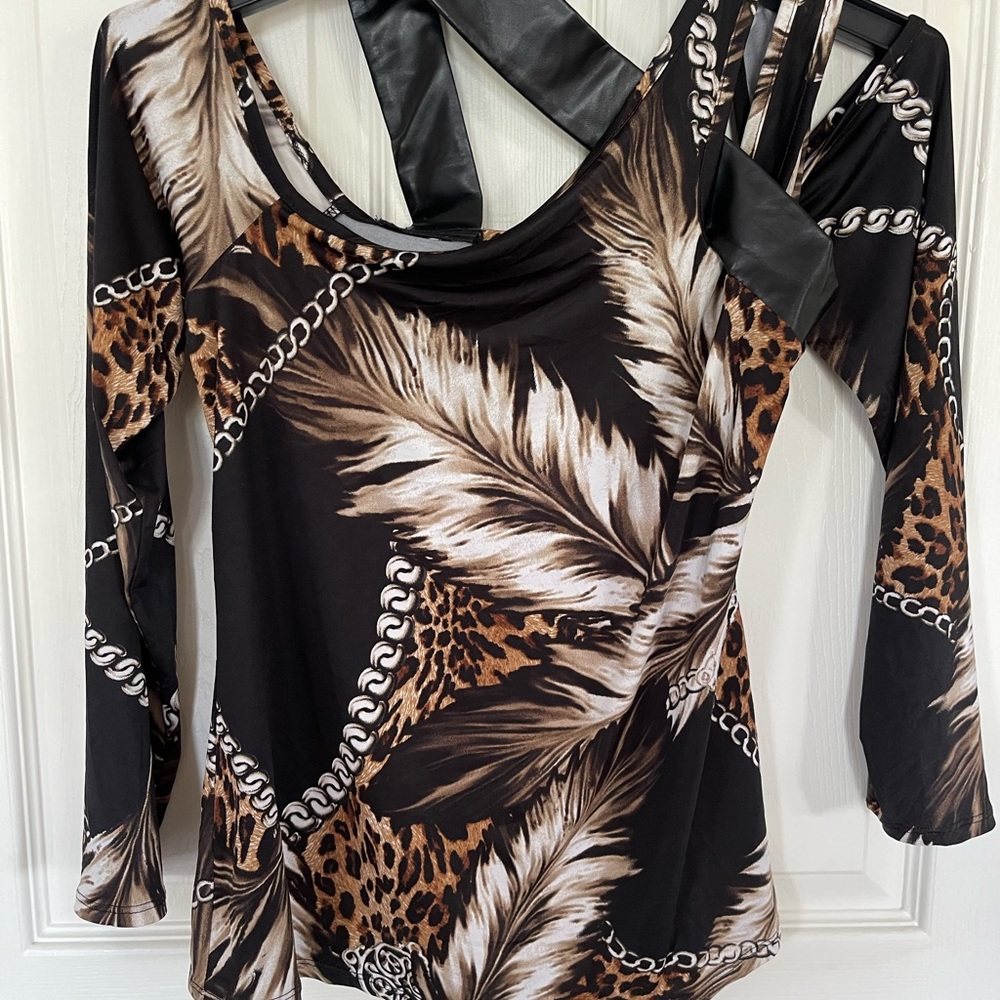 Venus leopard poly spandex strappy top new without tags size L